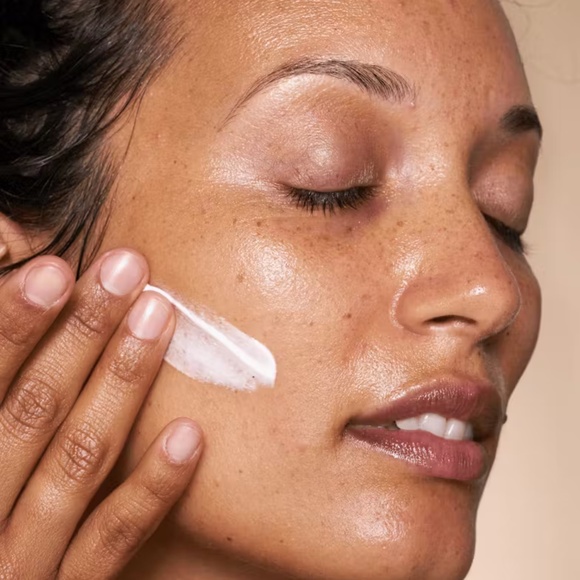 OSEA "Atmosphere Protection Cream" face moisturizer - Picture 5 of 10